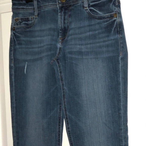 ***SOLD*** DL1961 Toni High Rise Cropped Jean in Bryant 26 - Picture 9 of 9